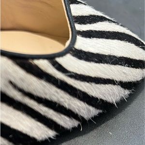 Black/white Zebra pattern 100% cow hair SZ 7 heels